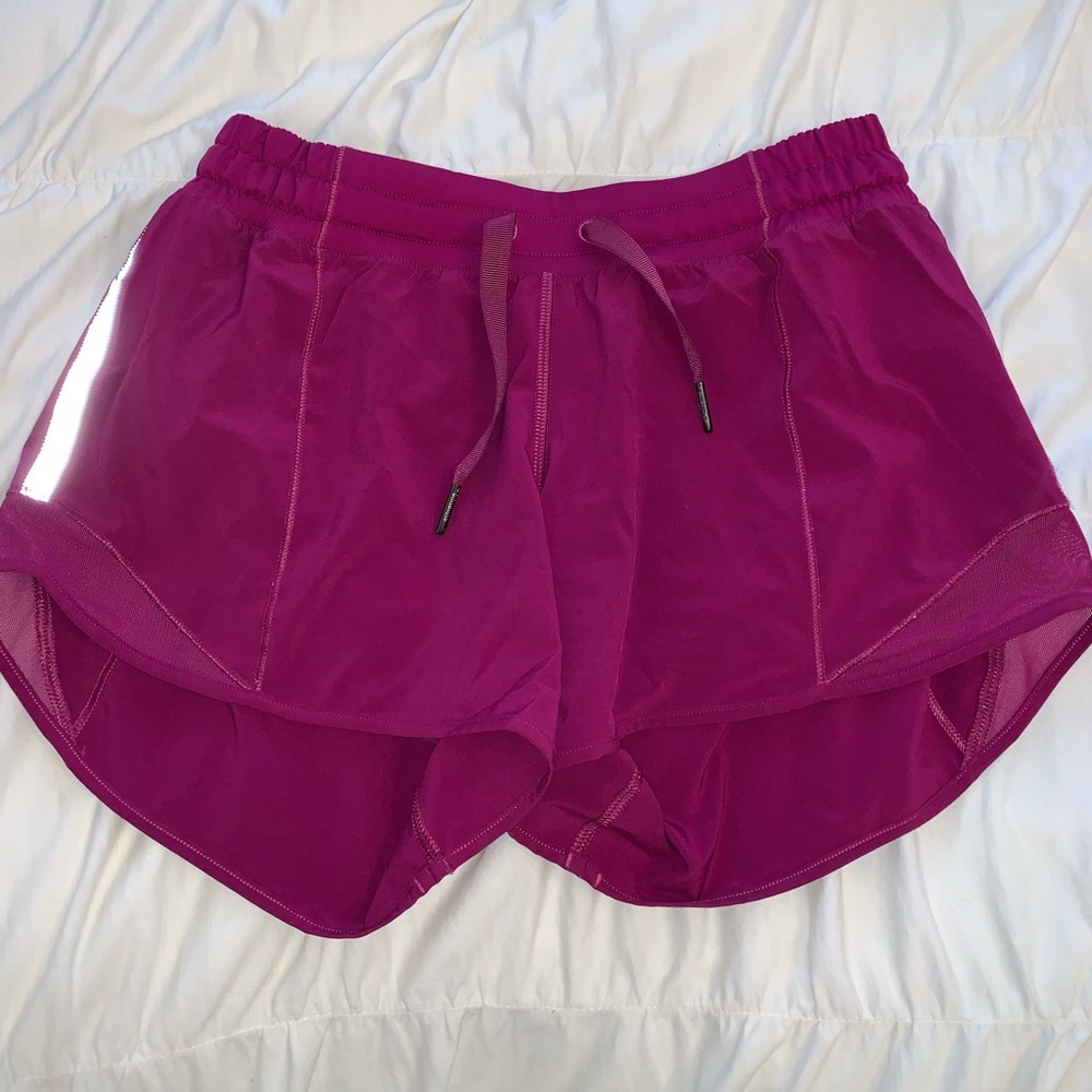 Lululemon athletica hotty hot shorts long